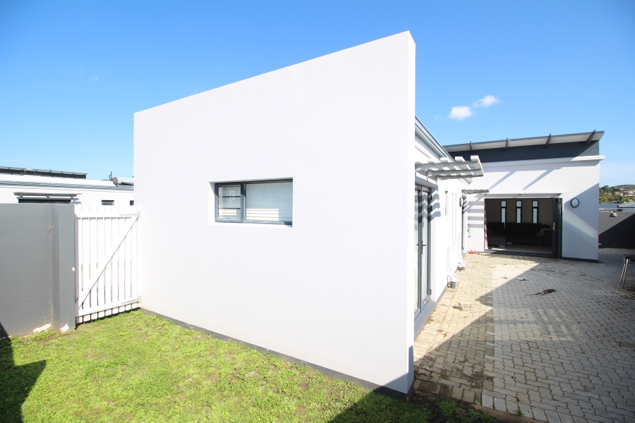 3 Bedroom Property for Sale in Nahoon Valley Park Eastern Cape